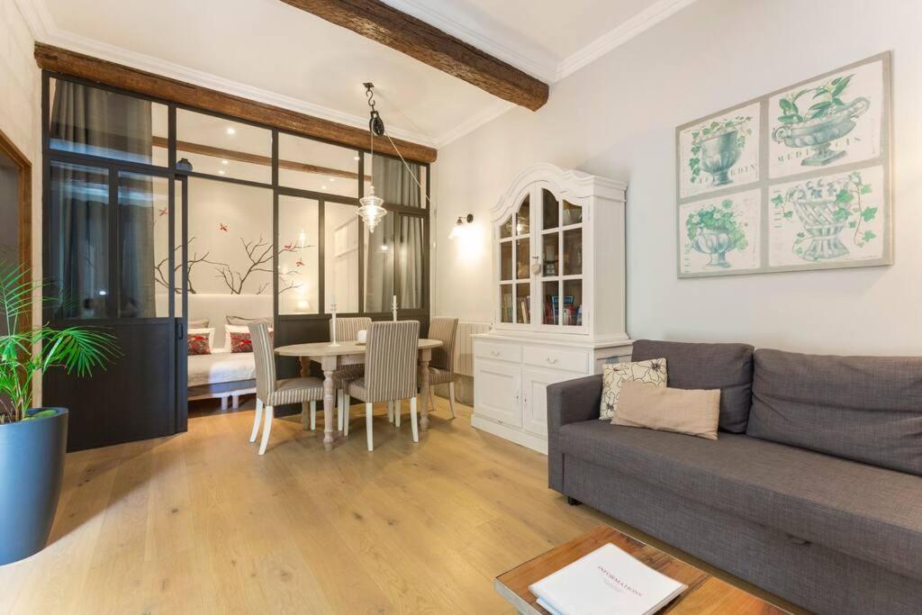 Appartement Typical 18th Century Flat, Historical Center Avignon